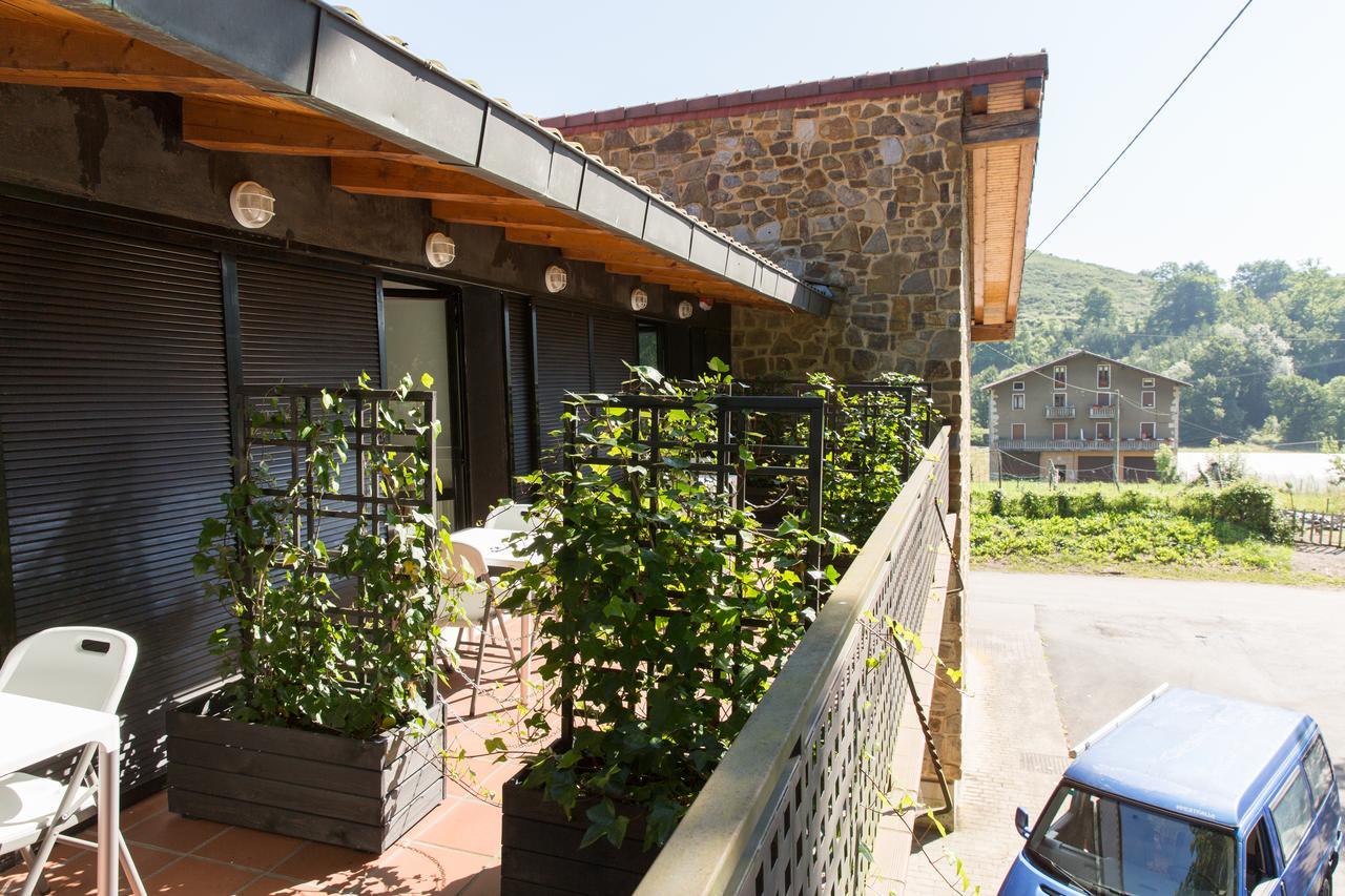 Estudios Ermitabarri Zeberio Exterior photo